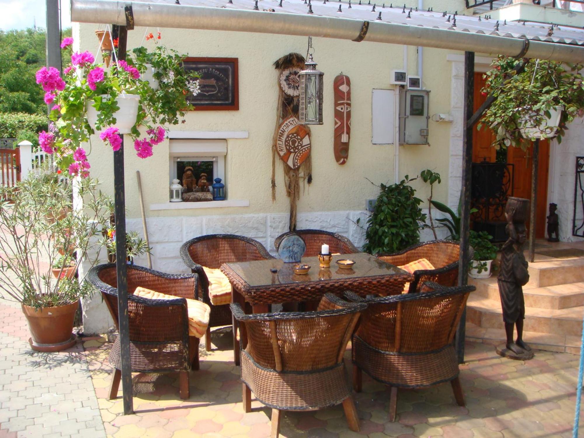 Holiday Vendeghaz Es Szabadidokert Jardanhaza Buitenkant foto